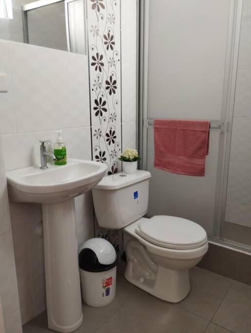 Apart Florencia, Piscina En El Verano! Incluye Parking Y Vigilancia 24 Horas! Tacna Exterior foto